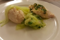 Forellenmousse-mit-Gurkensalat